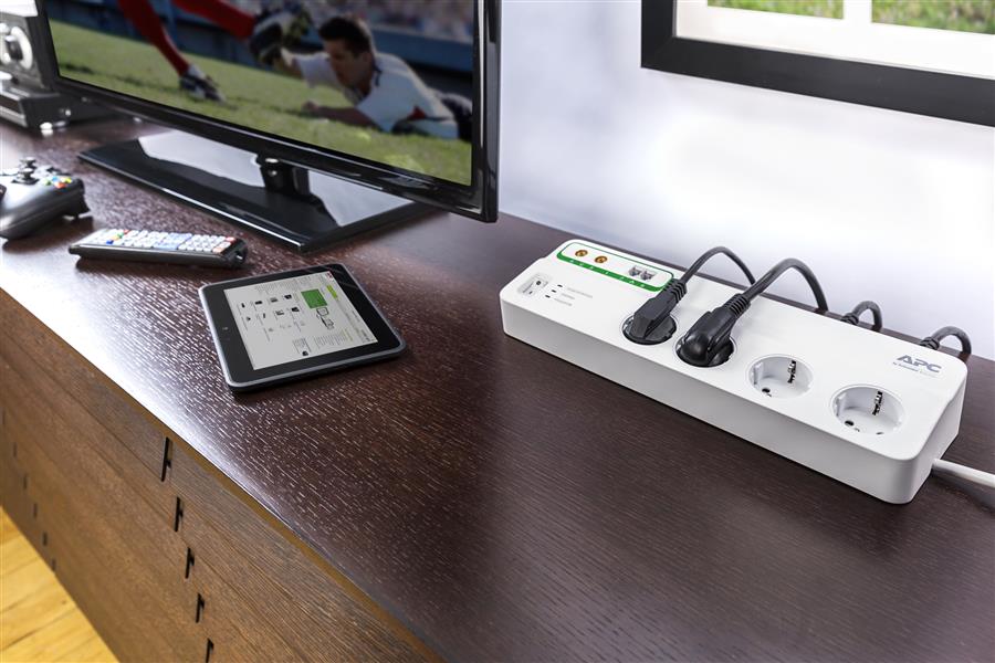 APC Stekkerdoos met overspanningsbeveiliging 8x stopcontact + Coax + Telefoon