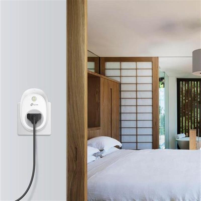 TP-LINK HS100 smart plug Wit 1800 W